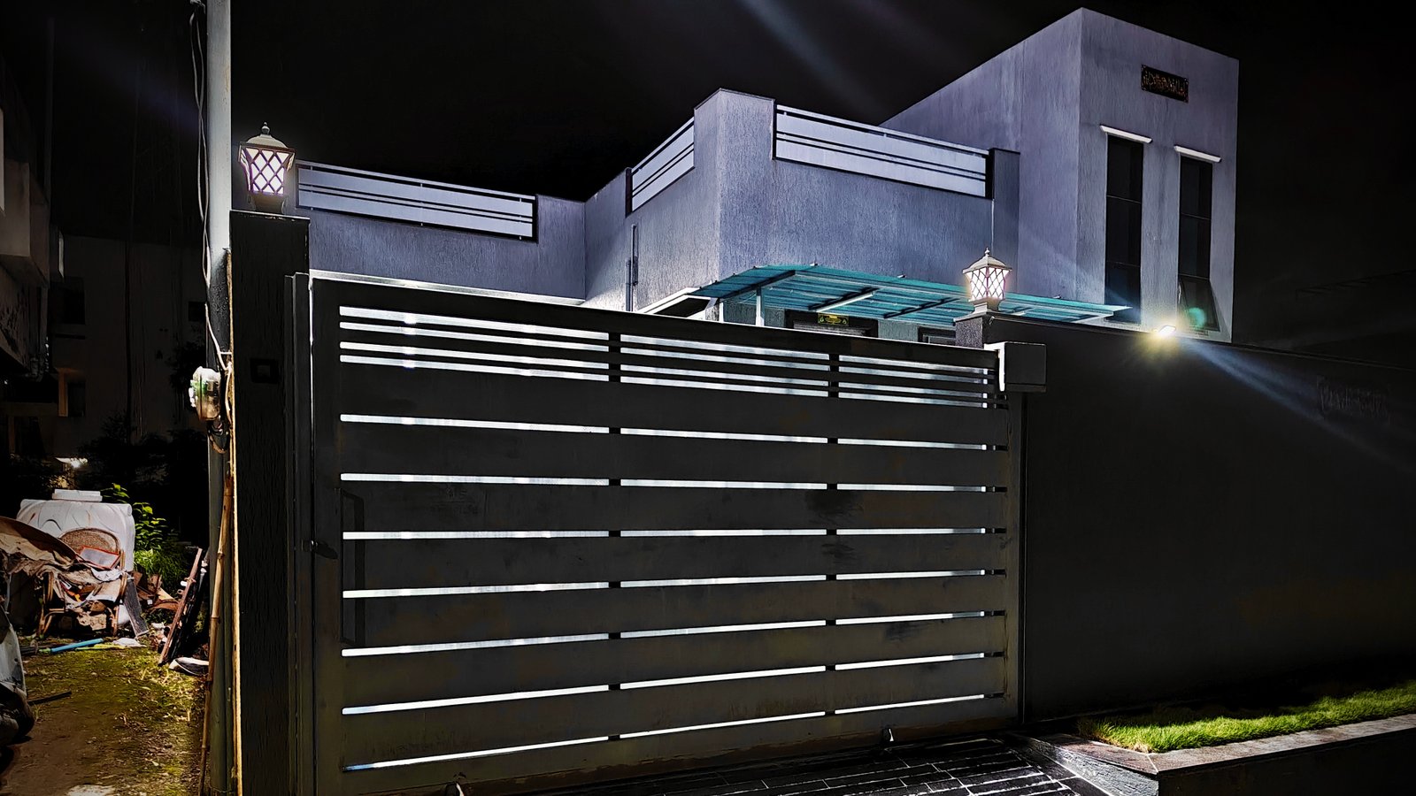 MS sliding gate